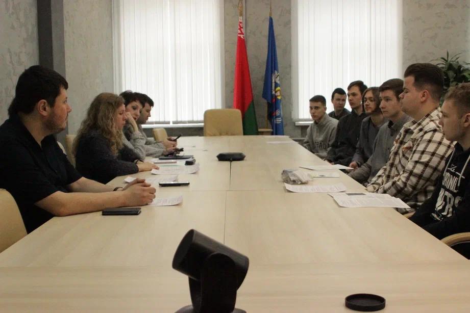 60th anniversary scientific conference of students of the BSUIR branch "Minsk Radio Engineering College" meeting of the section "Electronics and Automation"